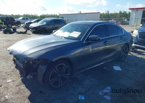 2021 BMW 330I z USA, uszkodzony, nr VIN 3MW5R1J05M8B68628